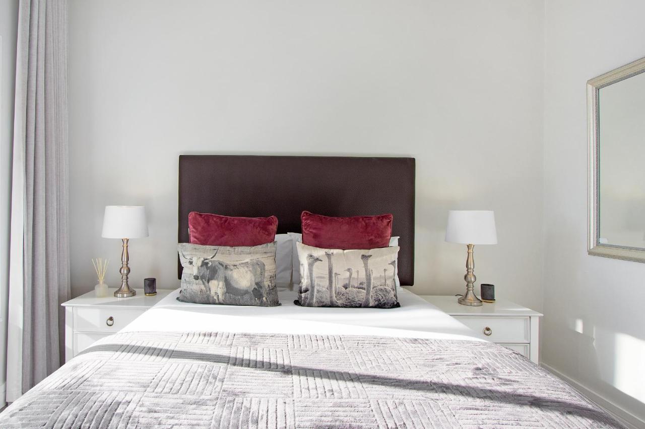 Stay In Luxury At Stonehill Place Cape Town Eksteriør bilde